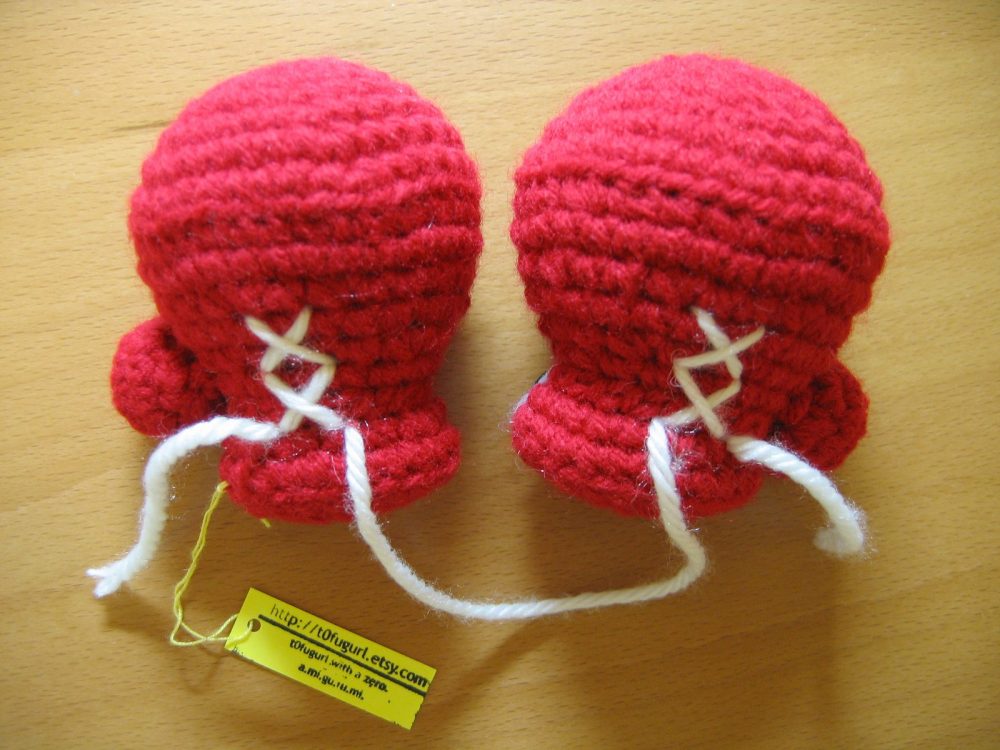 Image: pair of knitted boxing gloves